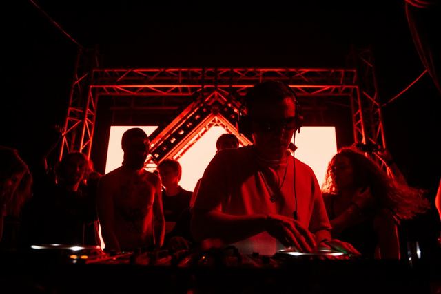 Open Season, Gestalt archive, Minsk, frame 28