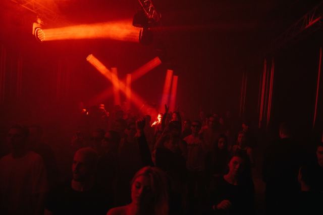 Hazy Blades, Gestalt archive, Minsk, frame 6