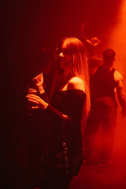 Hazy Blades, Gestalt archive, Minsk, frame 42