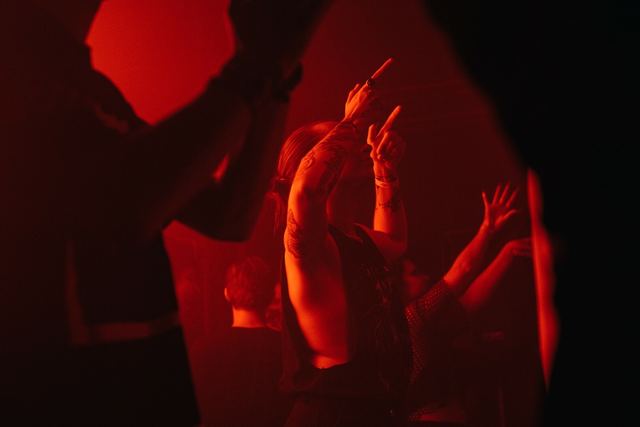 Hazy Blades, Gestalt archive, Minsk, frame 59