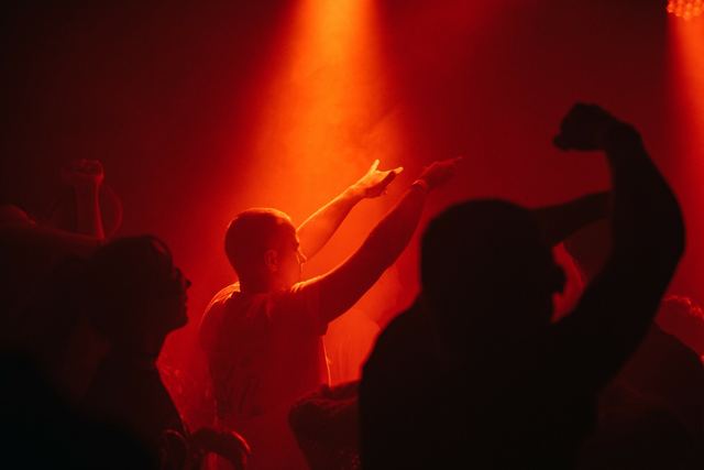 Hazy Blades, Gestalt archive, Minsk, frame 72
