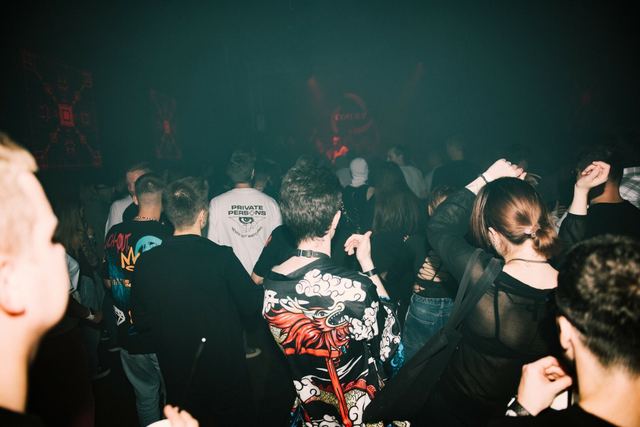 Hazy Blades, Gestalt archive, Minsk, frame 78