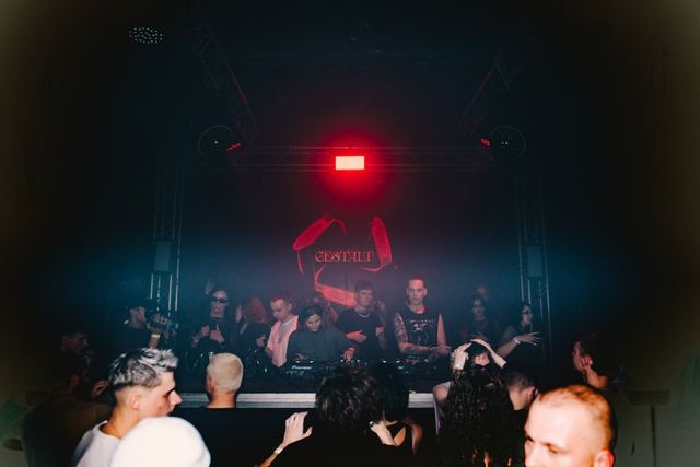 Hazy Blades, Gestalt archive, Minsk, frame 87