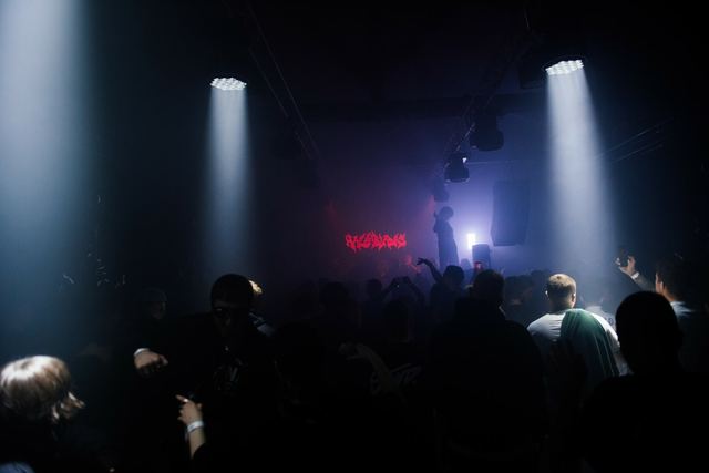 Hazy Blades, Gestalt archive, Minsk, frame 118