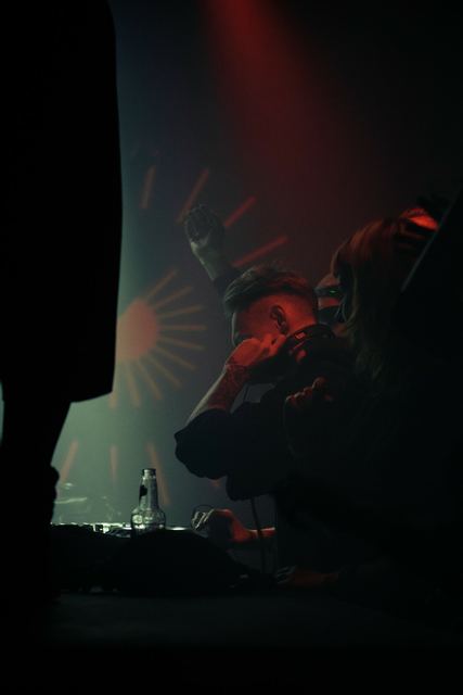 Hazy Blades, Gestalt archive, Minsk, frame 131
