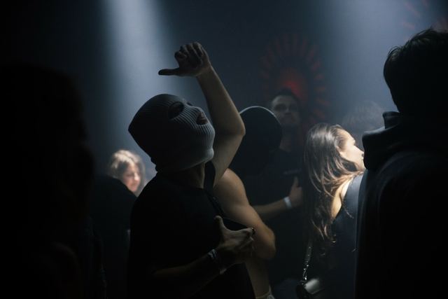 Hazy Blades, Gestalt archive, Minsk, frame 132