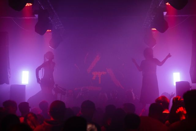 Hazy Blades, Gestalt archive, Minsk, frame 138