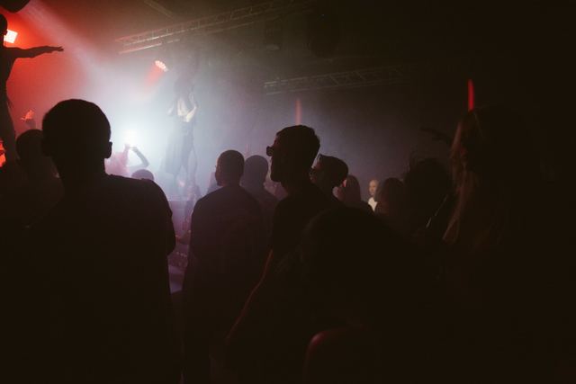 Hazy Blades, Gestalt archive, Minsk, frame 147