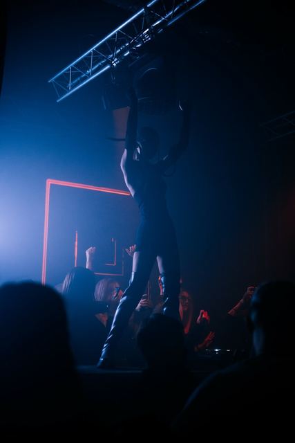 Hazy Blades, Gestalt archive, Minsk, frame 148