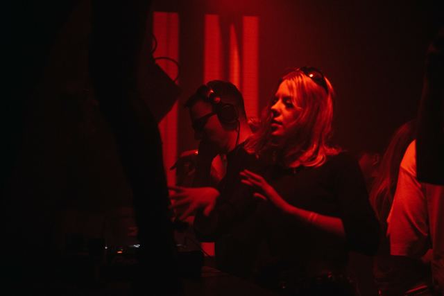 Hazy Blades, Gestalt archive, Minsk, frame 203