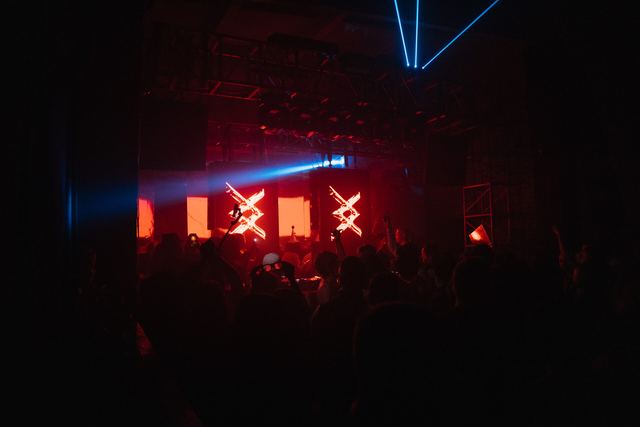 MIRROR: F2F, Gestalt archive, Minsk, frame 9