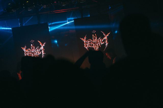 MIRROR: F2F, Gestalt archive, Minsk, frame 40