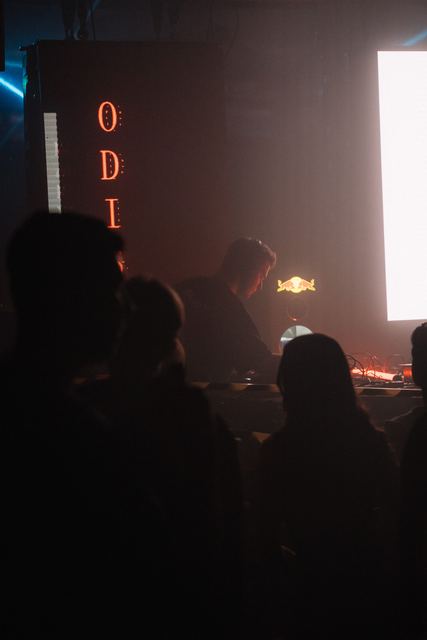 MIRROR: F2F, Gestalt archive, Minsk, frame 44