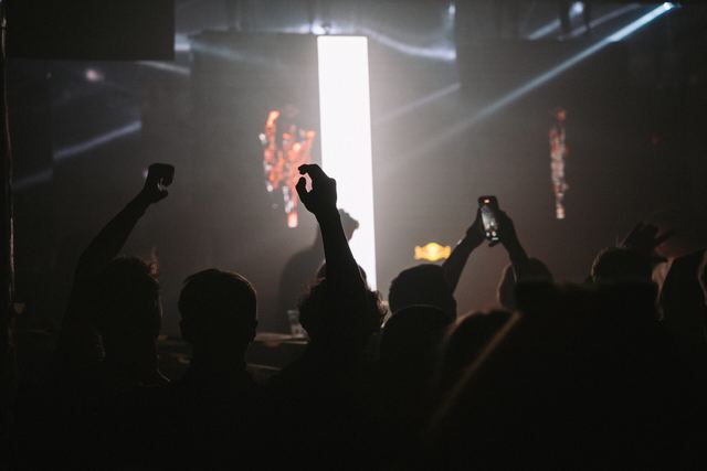 MIRROR: F2F, Gestalt archive, Minsk, frame 79
