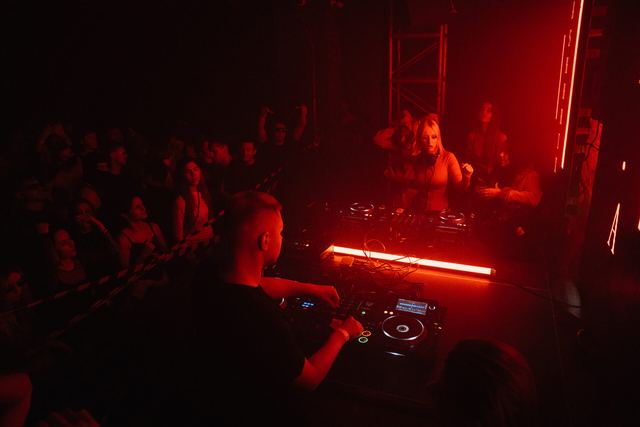 MIRROR: F2F, Gestalt archive, Minsk, frame 119