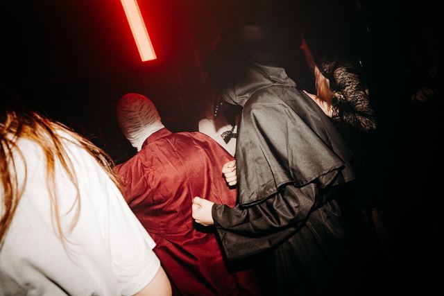 MIRROR: F2F, Gestalt archive, Minsk, frame 131