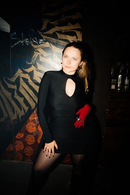 MIRROR: F2F, Gestalt archive, Minsk, frame 147