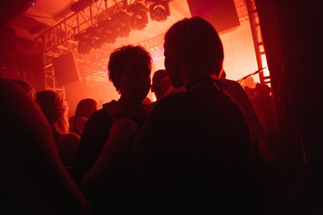 MIRROR: F2F, Gestalt archive, Minsk, frame 161