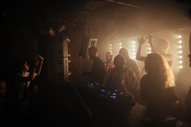 October 24, Gestalt archive, Minsk, frame 116