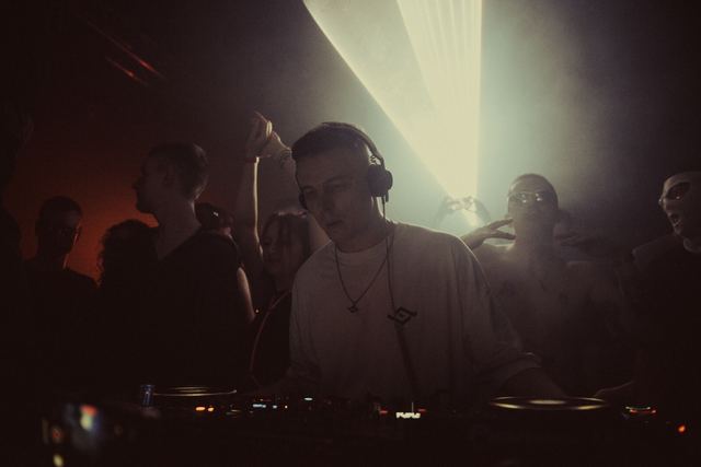 Rave Therapy 4, Gestalt archive, Minsk, frame 6