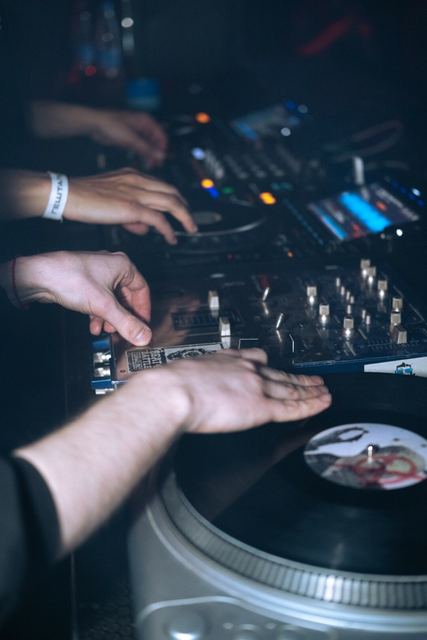 Rave Therapy 4, Gestalt archive, Minsk, frame 202