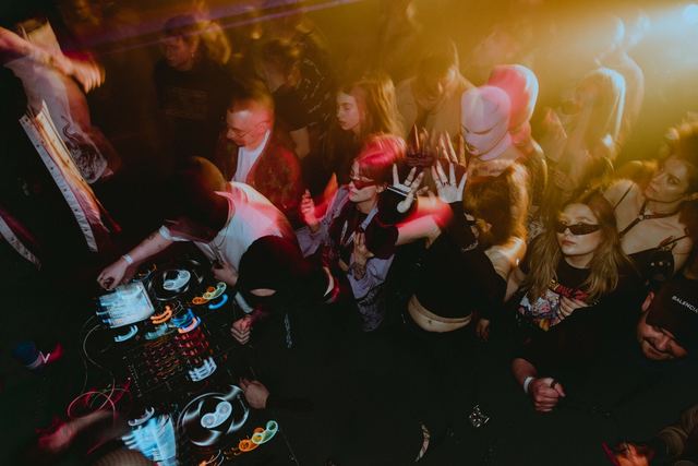 Rave Therapy 4, Gestalt archive, Minsk, frame 206