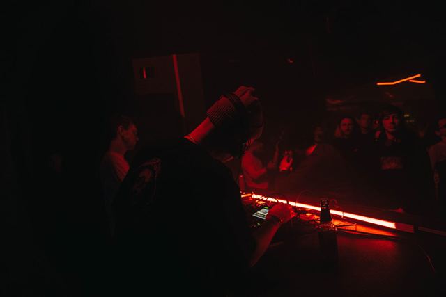 RAVE THERAPY 6, Gestalt archive, Minsk, frame 100
