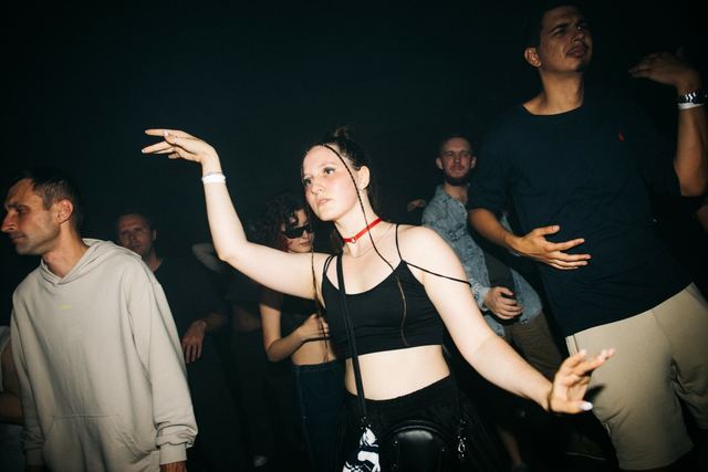 Sirdsapes EP, Gestalt archive, Minsk, frame 21