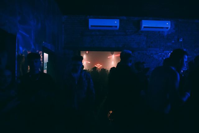 Sirdsapes EP, Gestalt archive, Minsk, frame 46