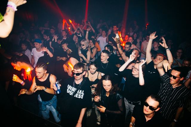 Sirdsapes EP, Gestalt archive, Minsk, frame 104