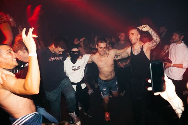 Sirdsapes EP, Gestalt archive, Minsk, frame 124