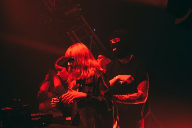 Sirdsapes EP, Gestalt archive, Minsk, frame 140