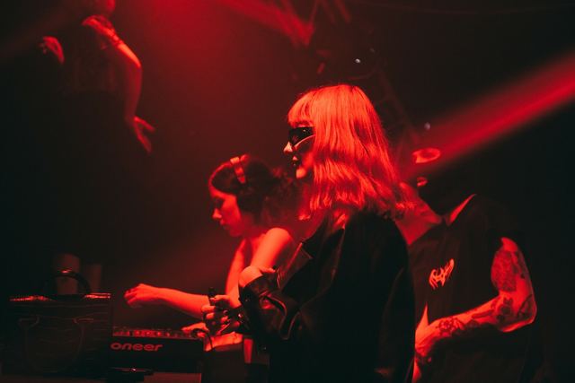 Sirdsapes EP, Gestalt archive, Minsk, frame 141