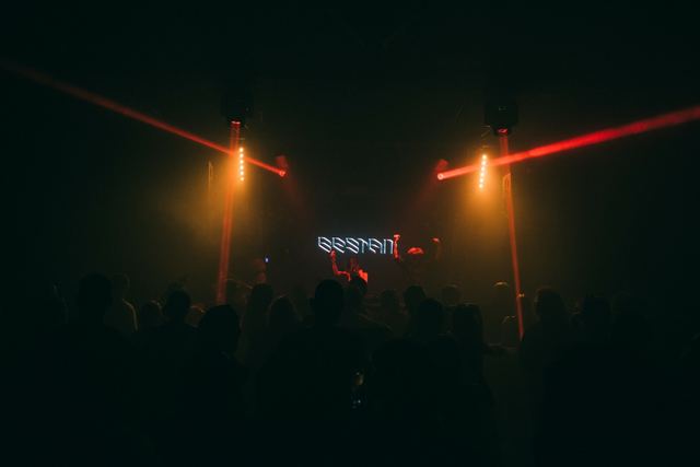 Sirdsapes EP, Gestalt archive, Minsk, frame 167