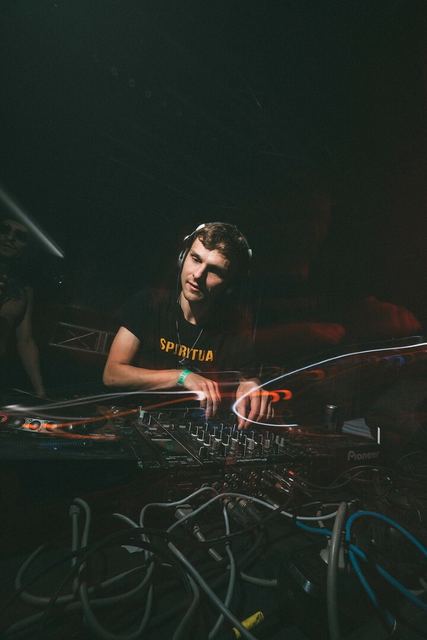 Sirdsapes, Gestalt archive, Minsk, frame 44