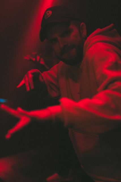 Sirdsapes, Gestalt archive, Minsk, frame 63