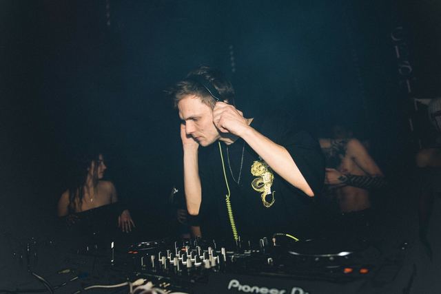 Unit Boy, Gestalt archive, Minsk, frame 105