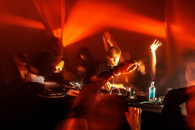 UNIT BOY photo report